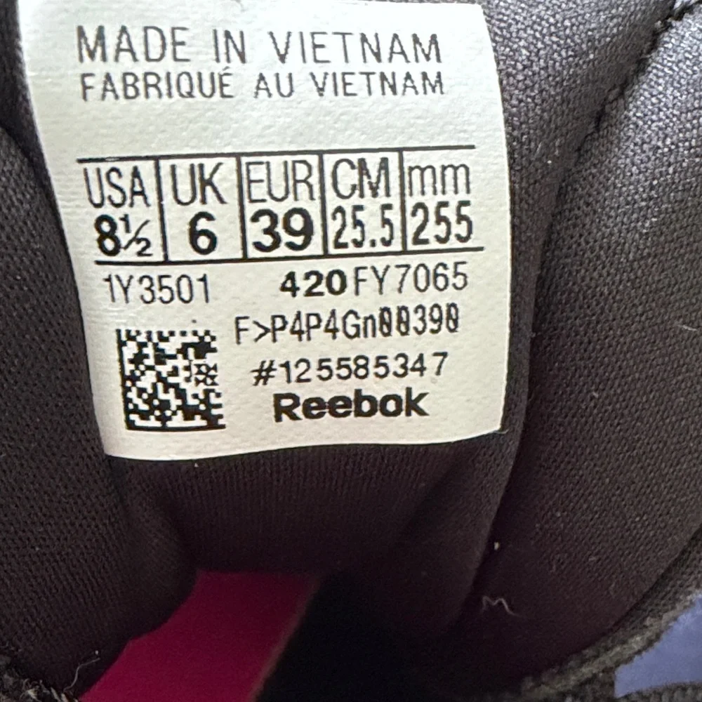 Reebok Black and Hot Pink Women's Athletic Sneakers, Size 8.5- Excellent Cond - Picture 3 of 3